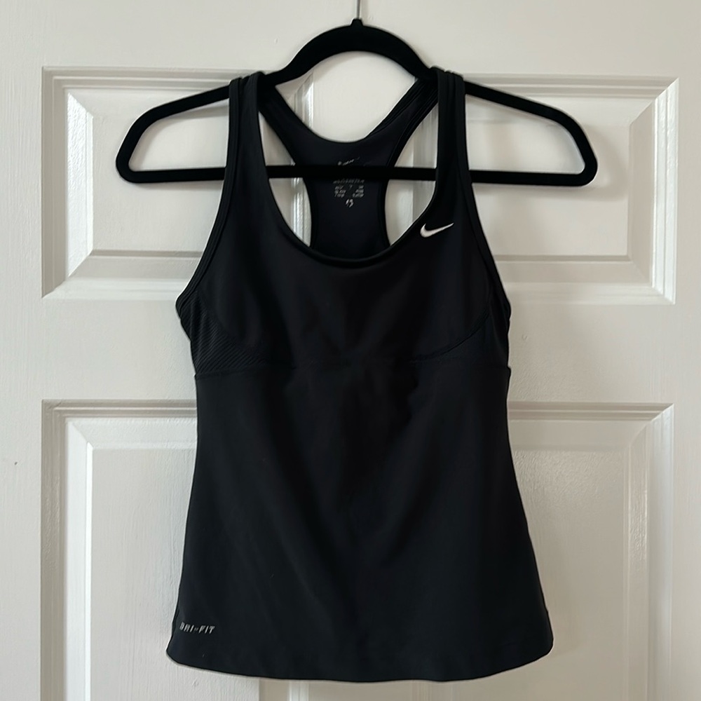 Nike Sports Top Size Small